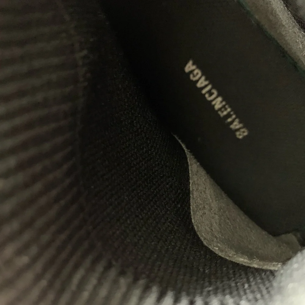 BALENCIAGA SPEED RUNNERS - Picture 5 of 7